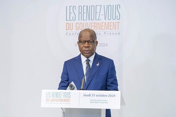 Côte d’Ivoire / Conférence de Presse des Rendez-vous du Gouvernement : le Ministre Pierre Dimba présente les acquis et les perspectives du Dispositif Sanitaire Ivoirien 